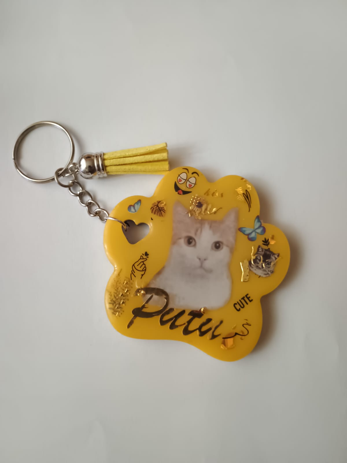 Breloc pisica din rășină