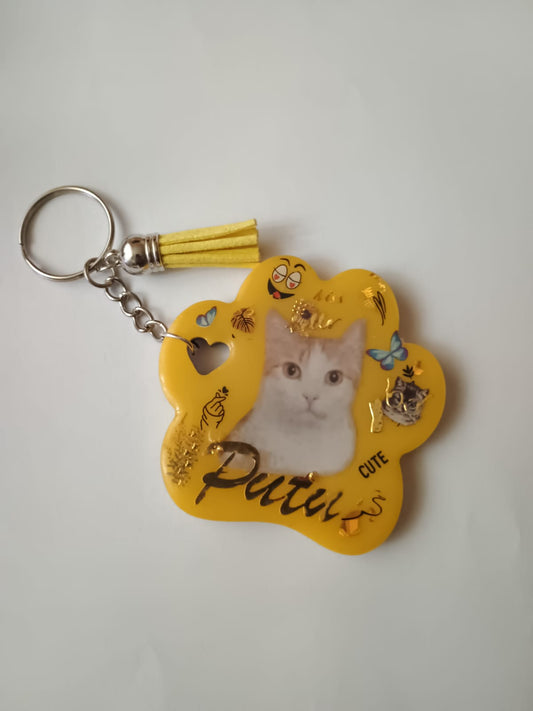 Breloc pisica din rășină